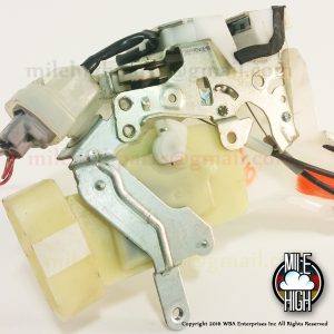 99 00 01 02 03 Lexus RX300 Door Lock Actuator Driver Front LH OEM USED