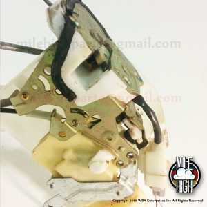 99 00 01 02 03 Lexus RX300 Door Lock Actuator Passenger Front RH OEM USED