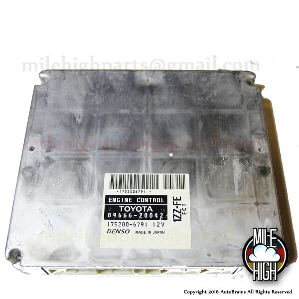 2001 Toyota Celica GT A/T Engine Computer Control Module ECM ECU 1.8L 1ZZ-FE 01