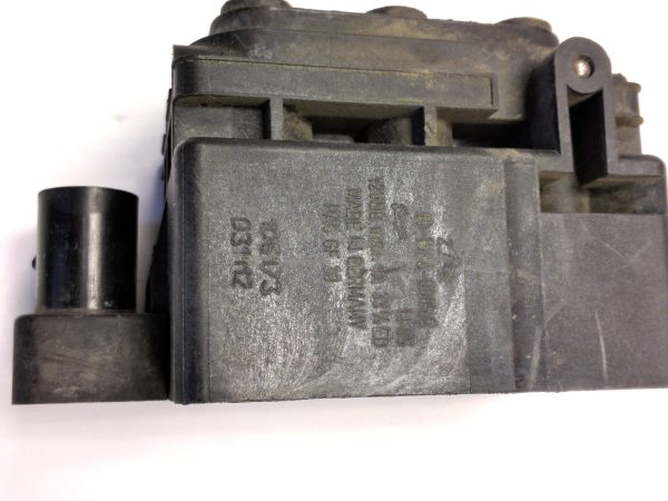 *2012 DATE CODE* 00-05 Audi Allroad Air Suspension Leveling Valve 4F0616013 - Image 2
