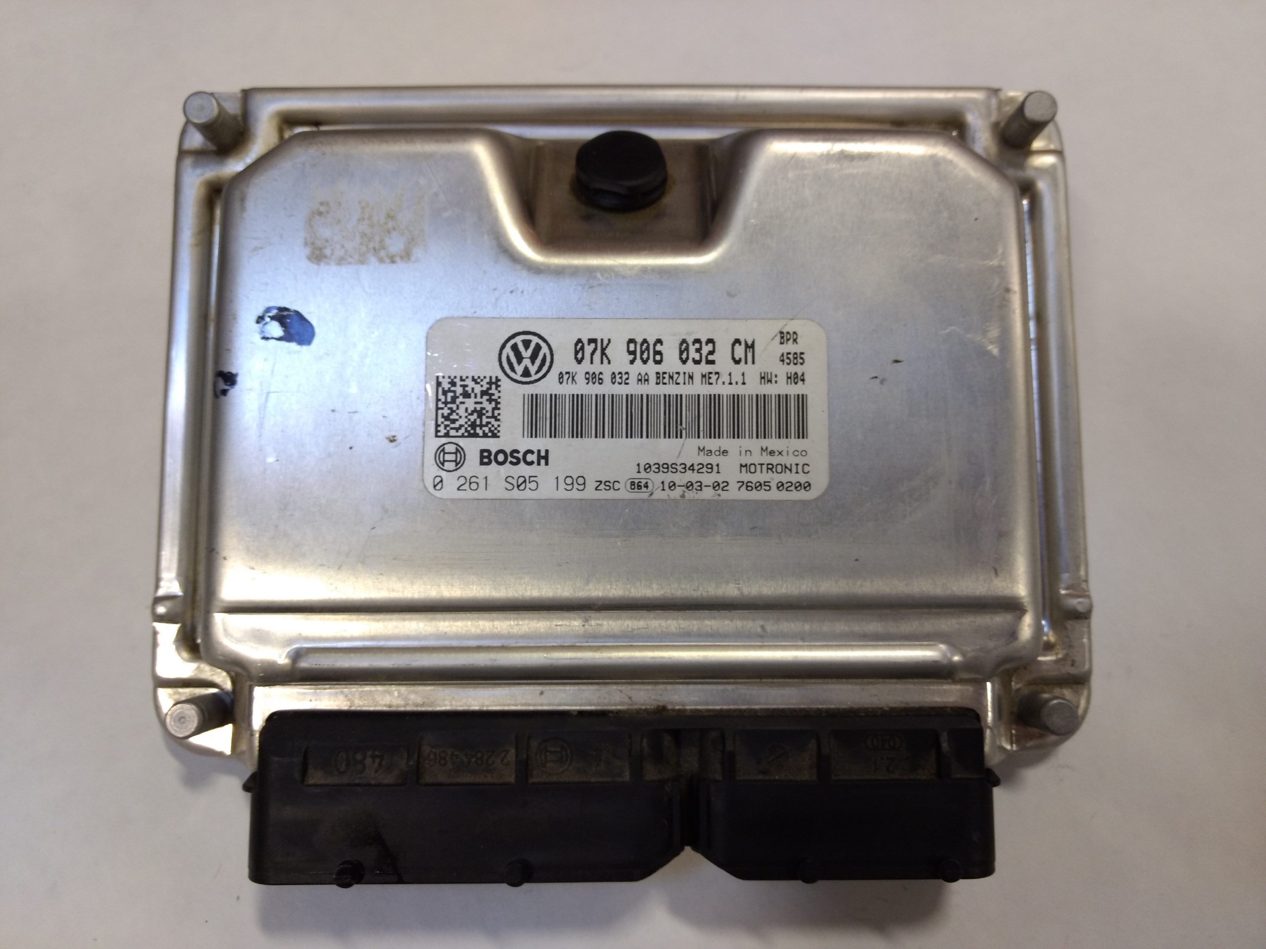 2010 Volkswagen Jetta OEM Engine Computer ECU ECM 2.5L 032 CM