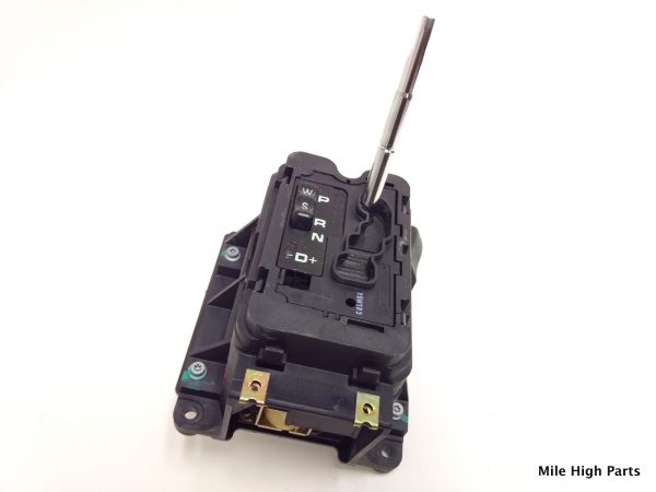 00 - 03 Mercedes Benz W210 E-Class Shifter Assembly 210267075
