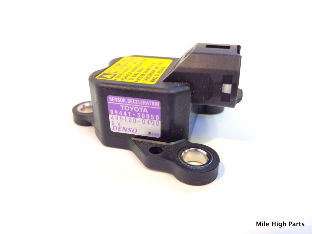 98 05 Lexus Toyota Deceleration Rate Sensor 8944130050 Quality