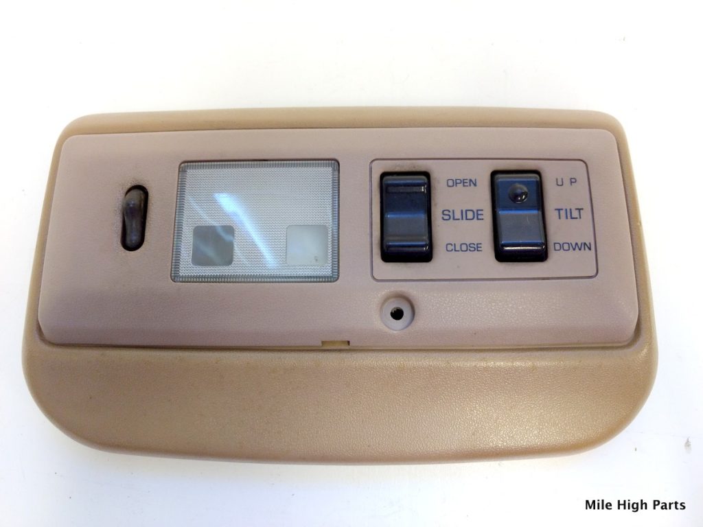 91 97 Toyota Land Cruiser Dome Light Sun Roof Control Switch OEM