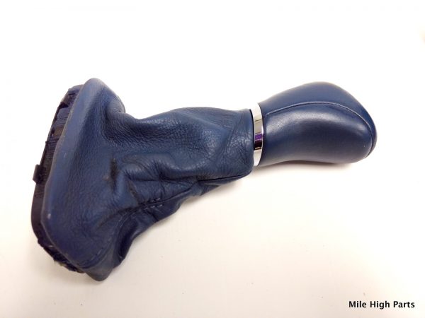 01 - 07 Mercedes C Class Gear Shifter Boot Knob Blue *RARE* - Image 3