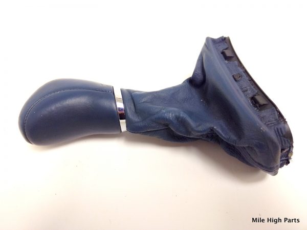 01 - 07 Mercedes C Class Gear Shifter Boot Knob Blue *RARE* - Image 2