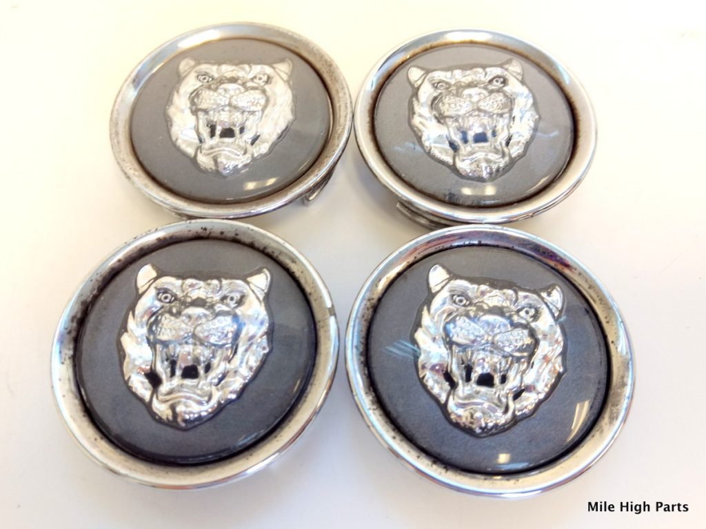 98 12 Jaguar XJ6 XJ8 SType Vanden Plas Factory Wheel Center Cap Set