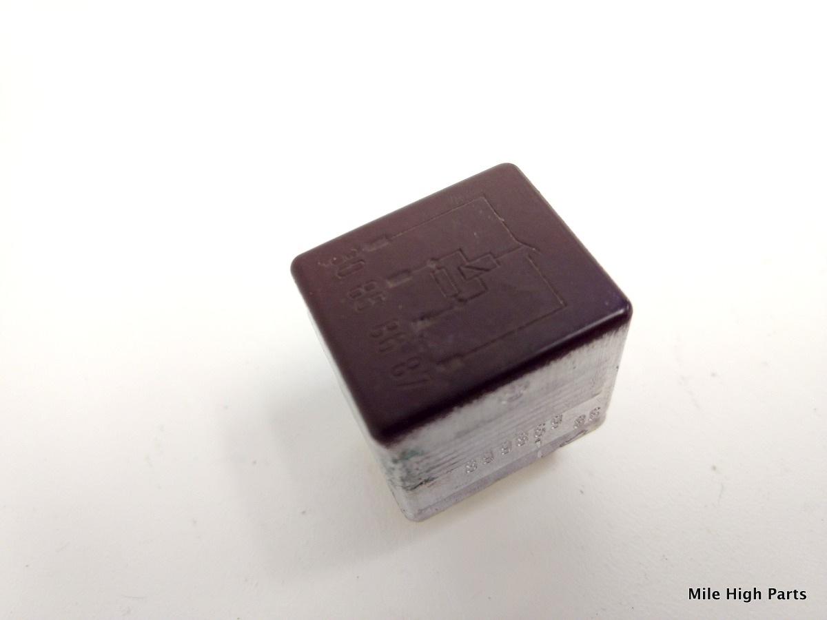 Mercedes W140 300SE S Class 500SEL CL600 Fuel Pump Relay 0015428319