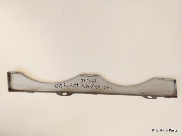 99 - 01 BMW E38 7 Series Facelift Left Headlight Lower Trim Bezel Silver - Image 2