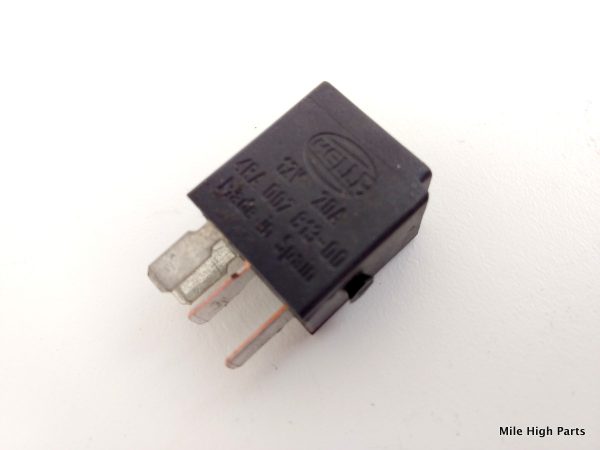 OEM Mercedes 4-Pin Black Hella Relay 0025421119