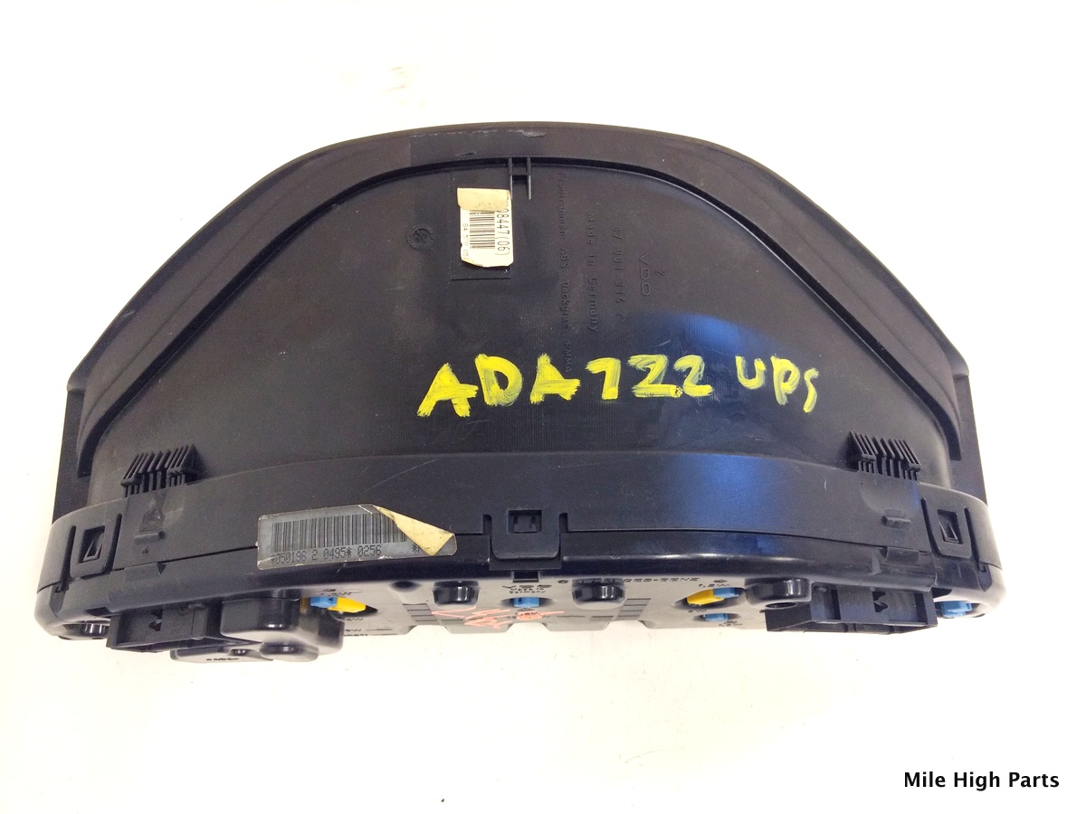 9703 Mercedes Benz W210 E300 Diesel Instrument Cluster OEM A2105408447