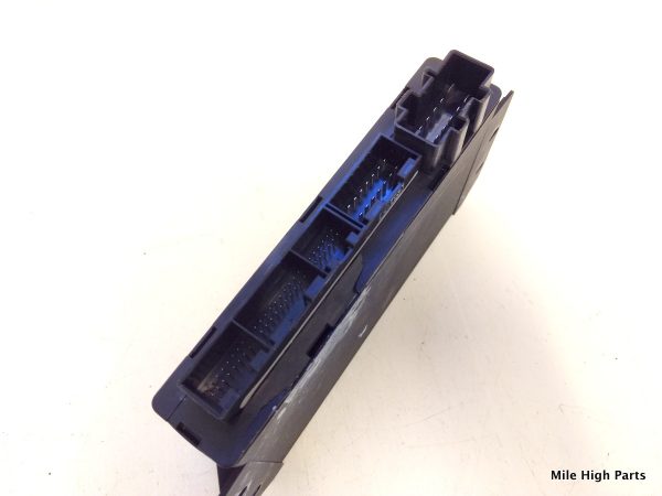8N8962267A 2000-2002 Audi TT Anti Theft Comfort Convenience Module CCM - Image 2