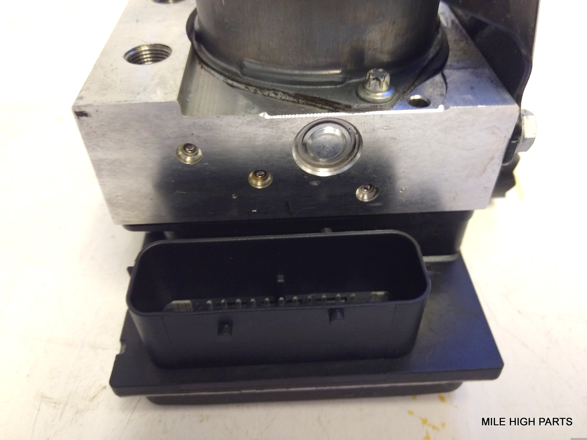 LOW MILES REPLACEMENT BMW X5 ABS Anti Lock Brake Pump Module 3451