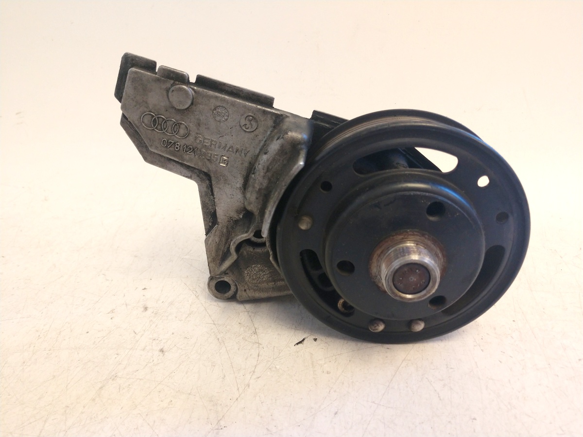 2.7T Audi Allroad A6 S4 Idler Fan Clutch Pulley Bracket 078121235G