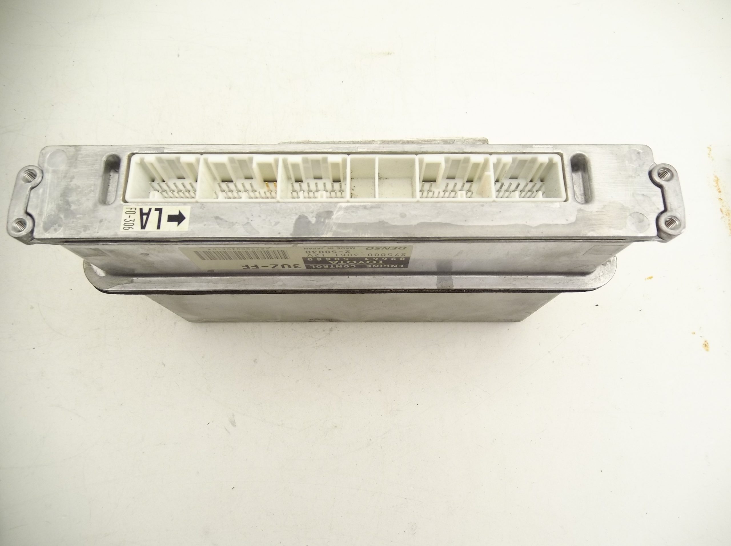 2002 Lexus LS430 Engine Computer Control Module ECU 8966150660