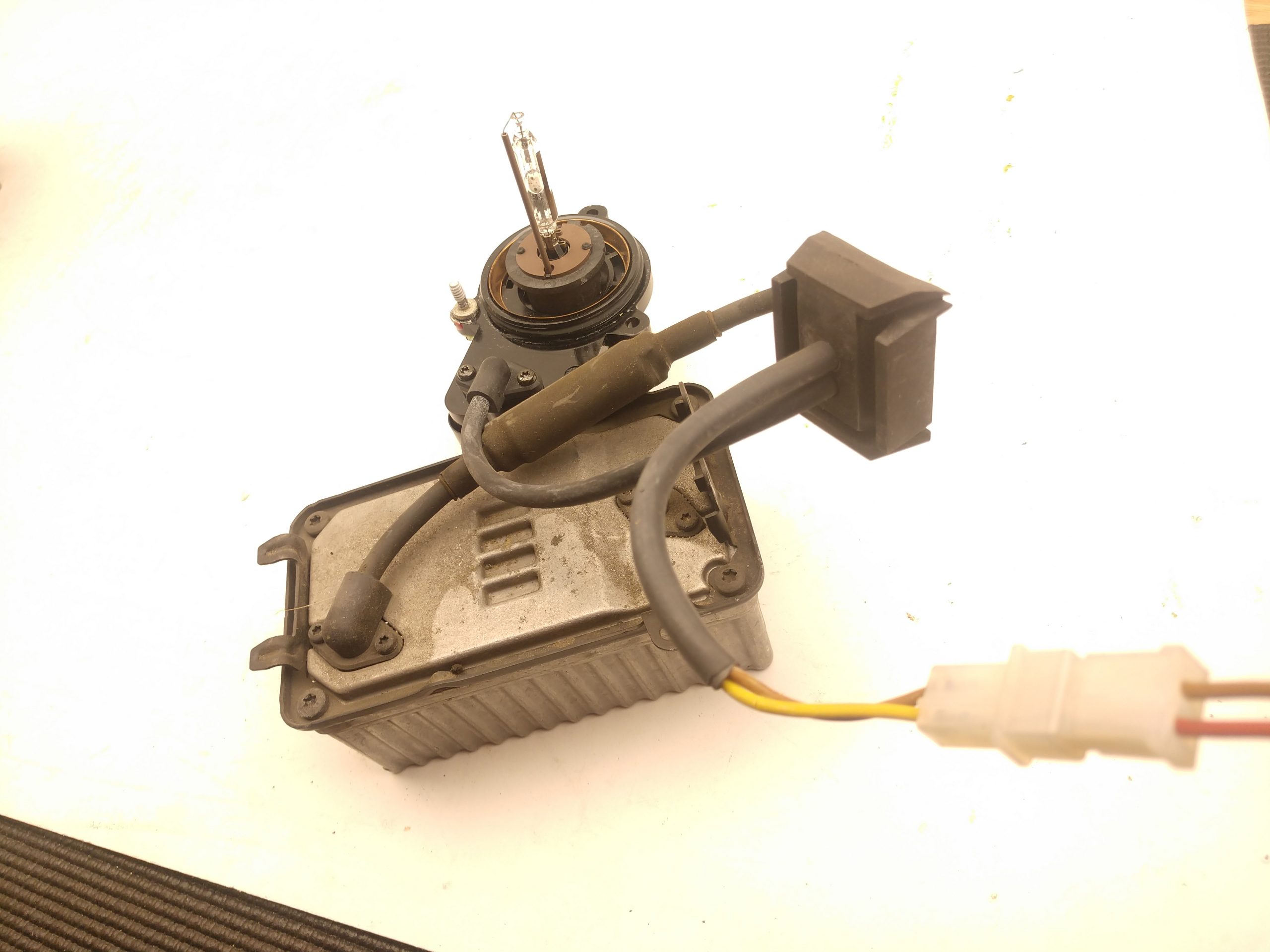 99 02 Mercedes Benz W210 E Class Xenon Ballast A2108202426 Quality