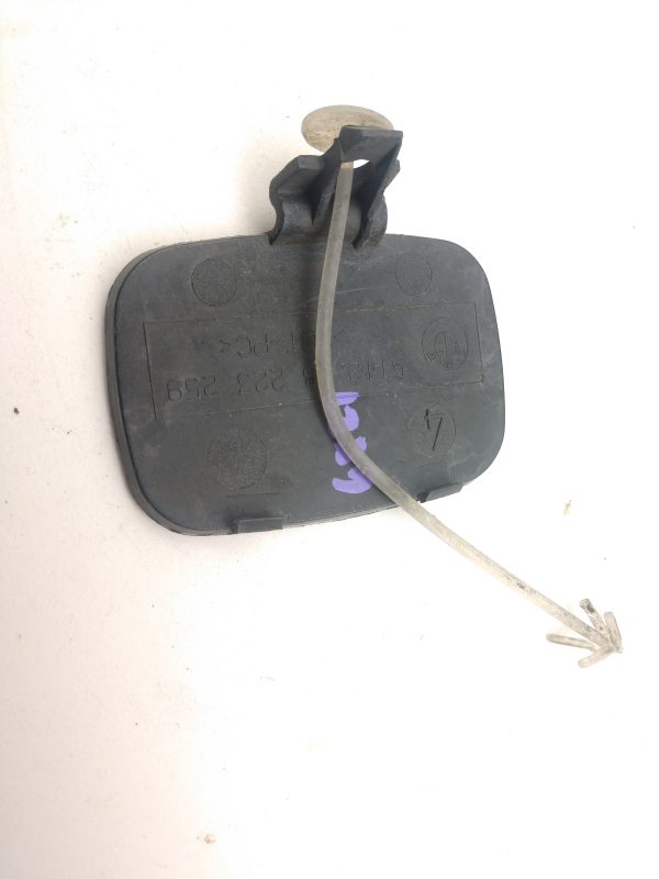 02-08 BMW E65 E66 7 Series Rear Bumper Tow Hook Cover Black OEM 51128223259 - Image 2
