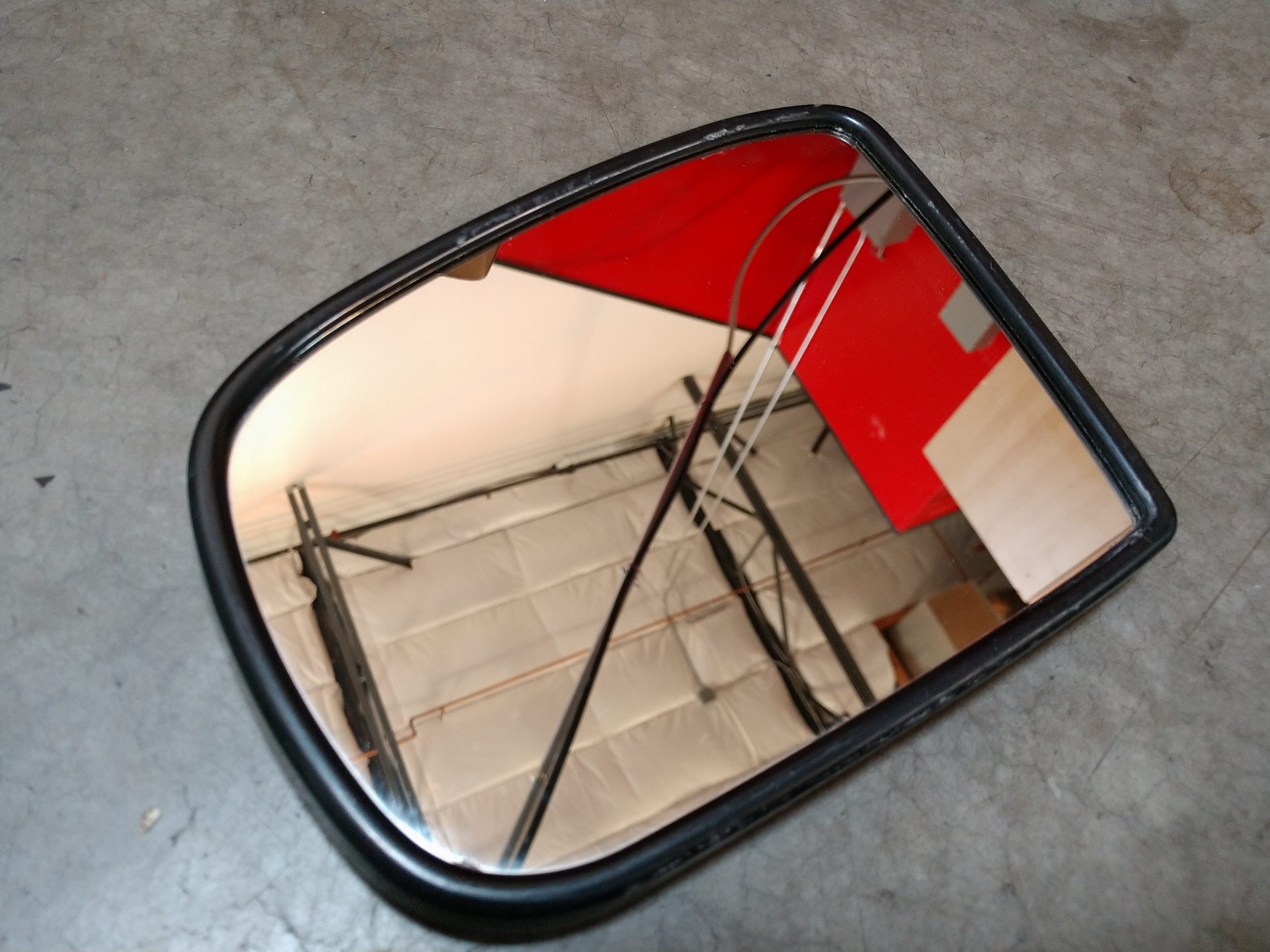 02 05 OEM Mercedes ML Left Driver Auto Dim Mirror Glass 1638102519 B